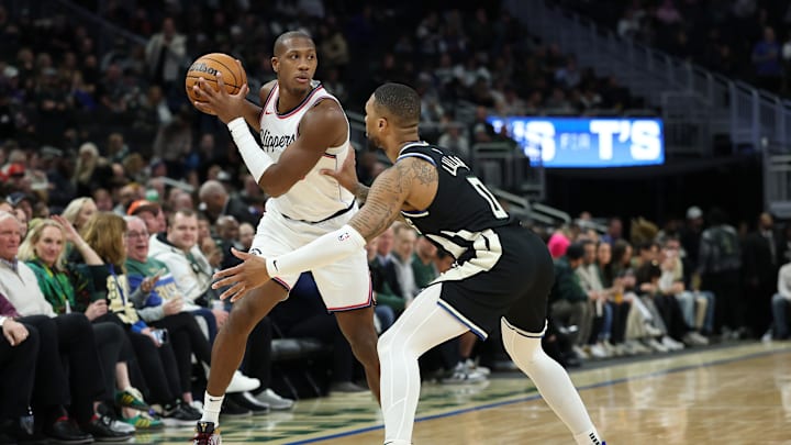 Los Angeles Clippers v Milwaukee Bucks