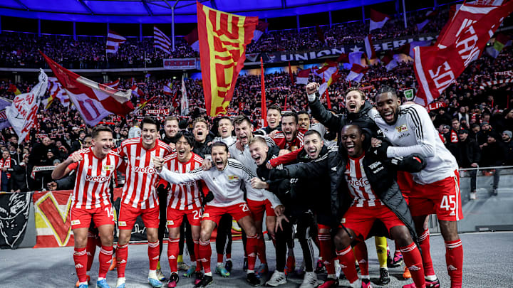 Union Berlin feiert den Derby-Sieg