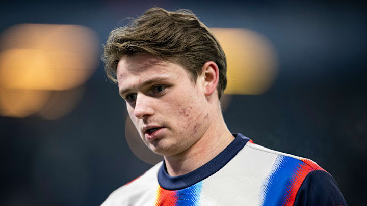 Jonas Urbig wird Manuel Neuer in den kommenden Wochen ersetzen Jonas Urbig wird Manuel Neuer in den kommenden Wochen ersetzen