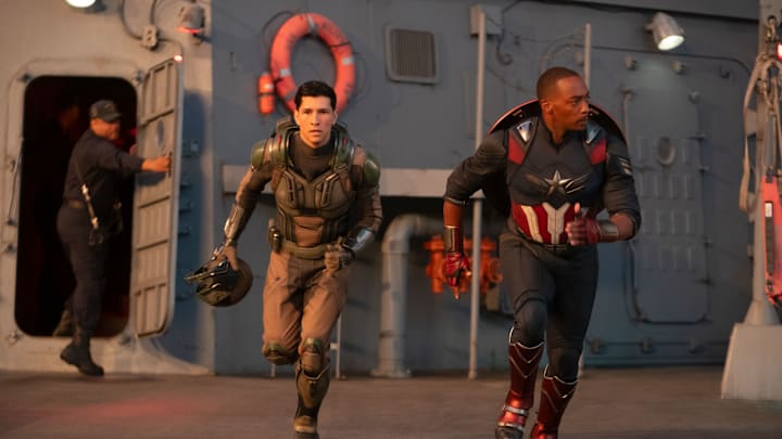 (L-R) The Falcon/Joaquin Torres (Danny Ramirez) and Captain America/Sam Wilson (Anthony Mackie) in Marvel Studios' CAPTAIN AMERICA: BRAVE NEW WORLD. Photo by Eli Adé. © 2024 MARVEL.