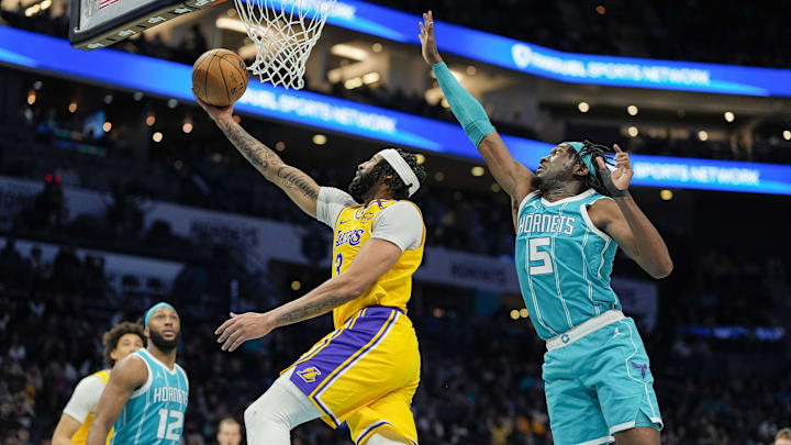 Davis ahora jugará lejos de LeBron James