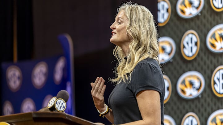 Oct 15, 2025; Birmingham, AL, USA; Missouri Tigers head coach Kellie Harper talks with the media during SEC Media Days at Grand Bohemian Hotel. Mandatory Credit: Vasha Hunt-Imagn Images Oct 15, 2025; Birmingham, AL, USA; Missouri Tigers head coach Kellie Harper talks with the media during SEC Media Days at Grand Bohemian Hotel. Mandatory Credit: Vasha Hunt-Imagn Images