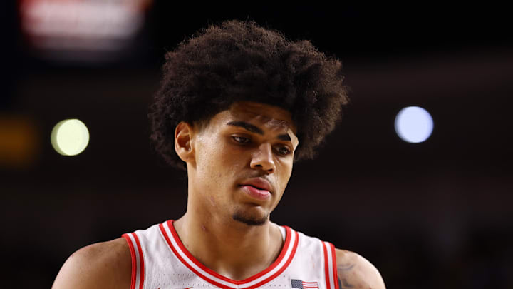 Arizona Wildcats forward Koa Peat (10). Arizona Wildcats forward Koa Peat (10).