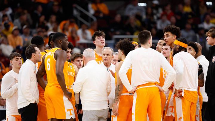 Mar 29, 2026; Chicago, IL, USA; Tennessee Volunteers gather around head coach Rick Barnes in the first half against the Michigan Wolverines during an Elite Eight game of the Midwest Regional of the men's 2026 NCAA Tournament at United Center. Mandatory Credit: Kamil Krzaczynski-Imagn Images Mar 29, 2026; Chicago, IL, USA; Tennessee Volunteers gather around head coach Rick Barnes in the first half against the Michigan Wolverines during an Elite Eight game of the Midwest Regional of the men's 2026 NCAA Tournament at United Center. Mandatory Credit: Kamil Krzaczynski-Imagn Images