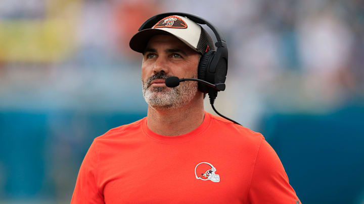 Cleveland Browns head coach Kevin Stefanski looks on during the first quarter of an NFL football matchup Sunday, Sept. 15, 2024 at EverBank Stadium in Jacksonville, Fla. The Browns defeated the Jaguars 18-13. [Corey Perrine/Florida Times-Union]