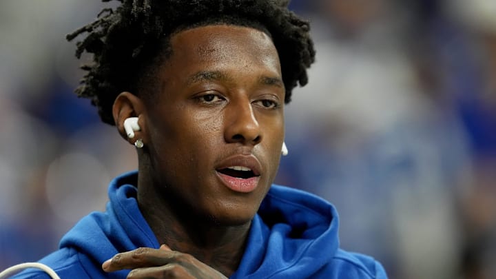 Indianapolis Colts cornerback Sauce Gardner makes his way onto the field