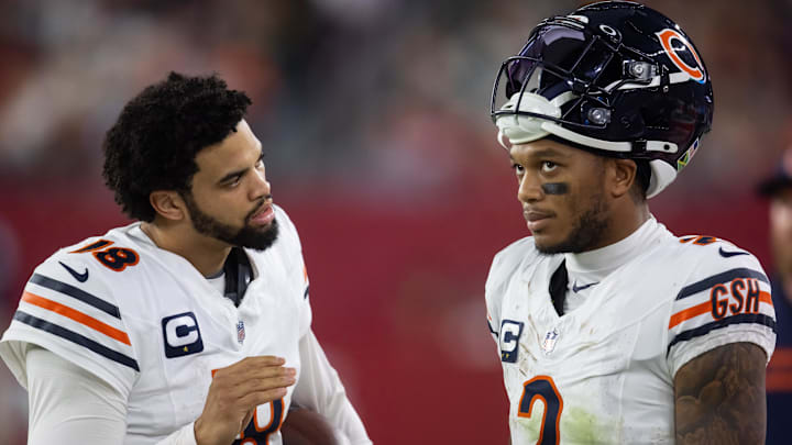 Caleb Williams, DJ Moore, Chicago Bears