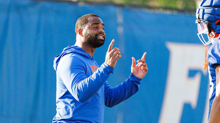 Florida Gators assistant coach for defensive backs Deron Wilson leaves the program after one season. Florida Gators assistant coach for defensive backs Deron Wilson leaves the program after one season.