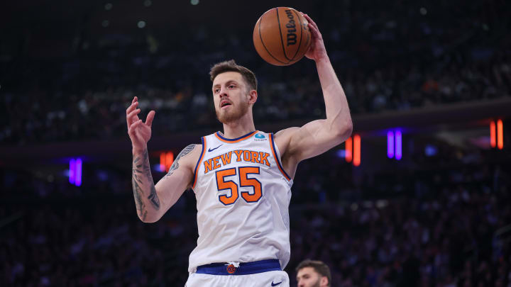 Feb 8, 2024; New York, New York, USA; New York Knicks center Isaiah Hartenstein (55) rebounds during the first quarter against the Dallas Mavericks at Madison Square Garden. Mandatory Credit: Vincent Carchietta-USA TODAY Sports Feb 8, 2024; New York, New York, USA; New York Knicks center Isaiah Hartenstein (55) rebounds during the first quarter against the Dallas Mavericks at Madison Square Garden. Mandatory Credit: Vincent Carchietta-USA TODAY Sports