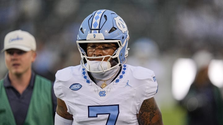 Sep 6, 2025; Charlotte, North Carolina, USA; North Carolina Tar Heels linebacker Khmori House (7)) during the first quarter against the Charlotte 49ers at Jerry Richardson Stadium. 