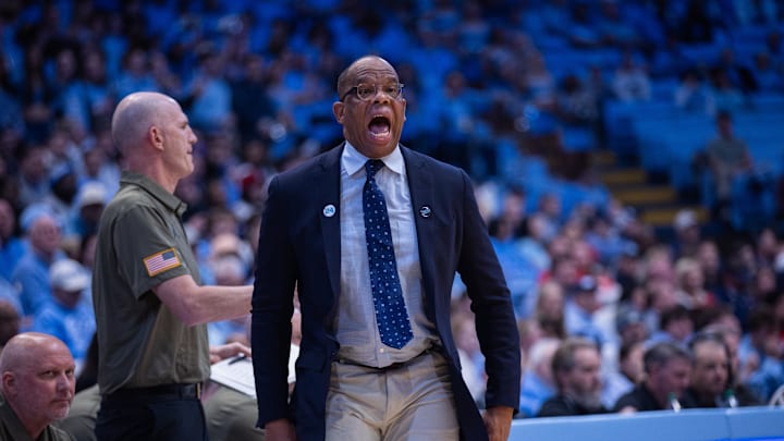 Nov 11, 2025; Chapel Hill, North Carolina, USA; North Carolina Tar Heels head coach Hubert Davis calls out the play in the first half against the Radford Highlanders at Dean E. Smith Center. 