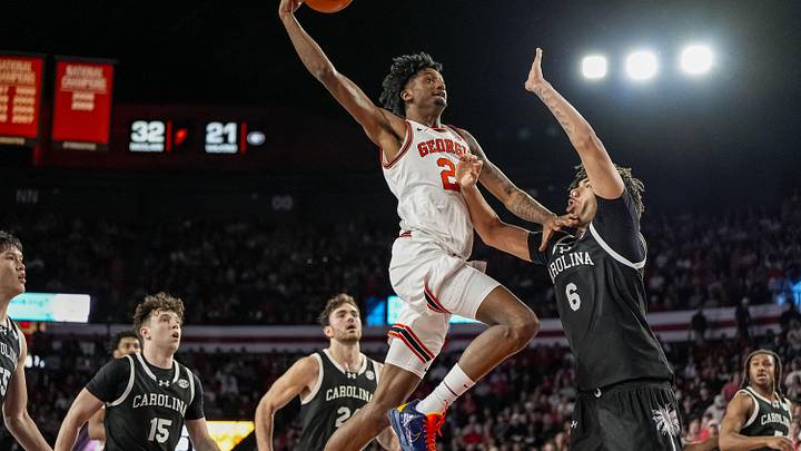 Georgia forward Jake Wilkins dunks against South Carolina 