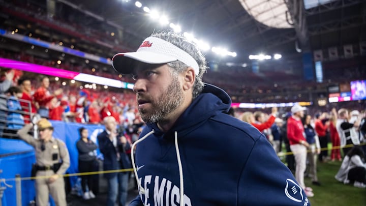 Ole Miss and coach Pete Golding are reportedly reaching into the West to try to pull out the top defensive gem of 2028.