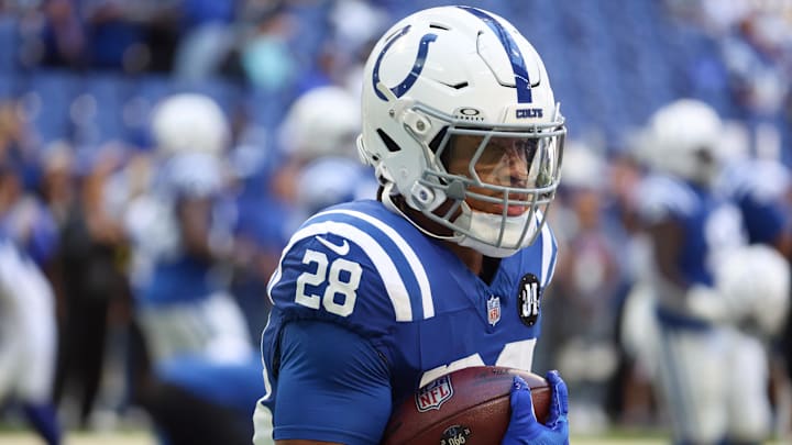 Indianapolis Colts running back Jonathan Taylor (28) warms up prior to the game against the Arizona Cardinals at Lucas Oil Stadium. 