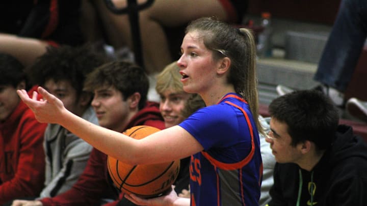 Bolles guard Abby Knauff (14) signals to teammates during a high school girls basketball game at Bishop Kenny on Jan. 16, 2025. [Clayton Freeman/Florida Times-Union]
