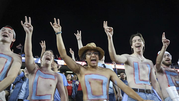 Houston Cougars fans cheer before the game against the Baylor Bears at TDECU Stadium. 