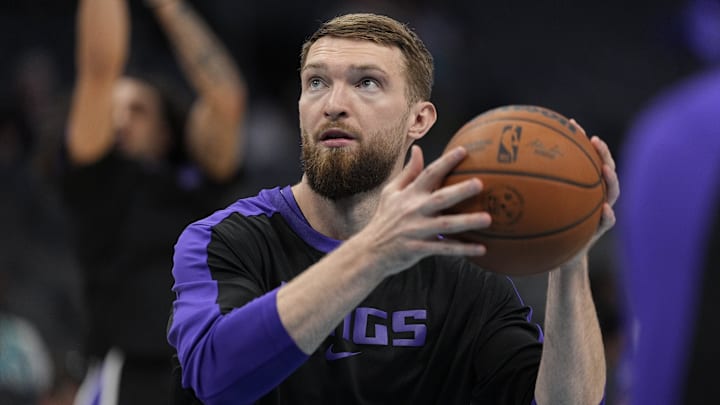 Apr 4, 2025; Charlotte, North Carolina, USA; Sacramento Kings forward Domantas Sabonis (11) shoots during warm ups before the first quarter against the Charlotte Hornets at Spectrum Center. Mandatory Credit: Jim Dedmon-Imagn Images Apr 4, 2025; Charlotte, North Carolina, USA; Sacramento Kings forward Domantas Sabonis (11) shoots during warm ups before the first quarter against the Charlotte Hornets at Spectrum Center. Mandatory Credit: Jim Dedmon-Imagn Images