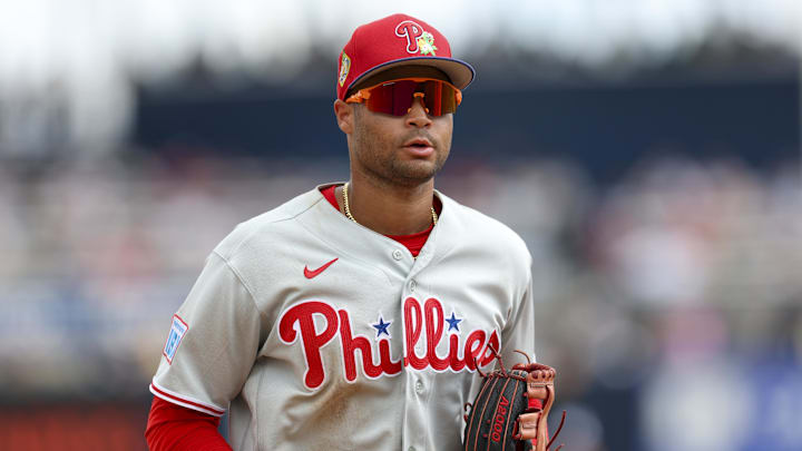 Justin Crawford singled on the first pitch he saw in his MLB debut.