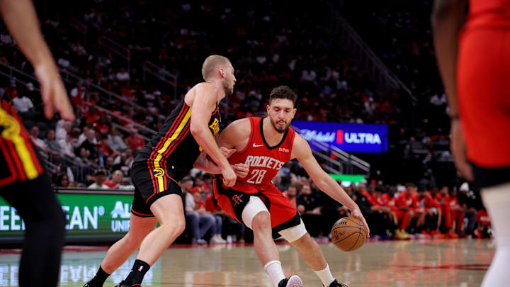 Mar 20, 2026; Houston, Texas, USA; Houston Rockets center Alperen Sengun (28) handles the ball against Atlanta Hawks center Jock Landale (31) during the second quarter at Toyota Center. Mandatory Credit: Erik Williams-Imagn Images Mar 20, 2026; Houston, Texas, USA; Houston Rockets center Alperen Sengun (28) handles the ball against Atlanta Hawks center Jock Landale (31) during the second quarter at Toyota Center. Mandatory Credit: Erik Williams-Imagn Images