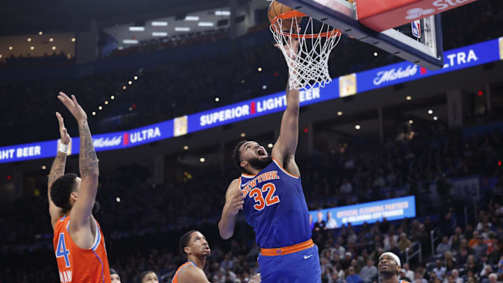 Jan 3, 2025; Oklahoma City, Oklahoma, USA;New York Knicks center Karl-Anthony Towns (32) shoots against the Oklahoma City Thunder during the second quarter at Paycom Center. Mandatory Credit: Alonzo Adams-Imagn Images Jan 3, 2025; Oklahoma City, Oklahoma, USA;New York Knicks center Karl-Anthony Towns (32) shoots against the Oklahoma City Thunder during the second quarter at Paycom Center. Mandatory Credit: Alonzo Adams-Imagn Images