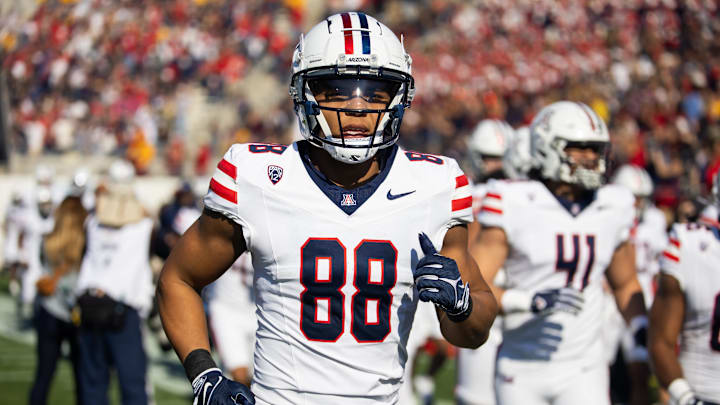 Nov 25, 2023; Tempe, Arizona, USA; Arizona Wildcats tight end Keyan Burnett (88) against the Arizona State Sun Devils during the Territorial Cup at Mountain America Stadium. Mandatory Credit: Mark J. Rebilas-USA TODAY Sports Nov 25, 2023; Tempe, Arizona, USA; Arizona Wildcats tight end Keyan Burnett (88) against the Arizona State Sun Devils during the Territorial Cup at Mountain America Stadium. Mandatory Credit: Mark J. Rebilas-USA TODAY Sports