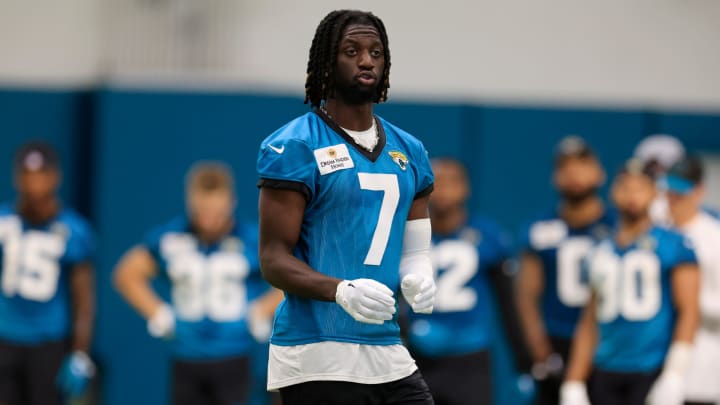 Jacksonville Jaguars wide receiver Brian Thomas Jr. (7) talks during the second day of a mandatory minicamp Tuesday, June 11, 2024 at EverBank Stadium’s Miller Electric Center in Jacksonville, Fla. [Corey Perrine/Florida Times-Union]