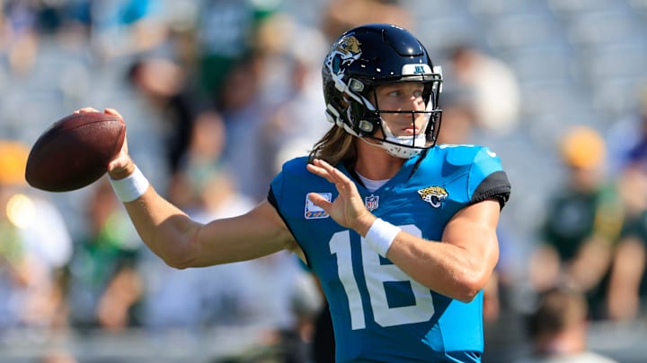 Jacksonville Jaguars quarterback Trevor Lawrence (16) warms up before an NFL football matchup Sunday, Oct. 27, 2024 at EverBank Stadium in Jacksonville, Fla. [Corey Perrine/Florida Times-Union]