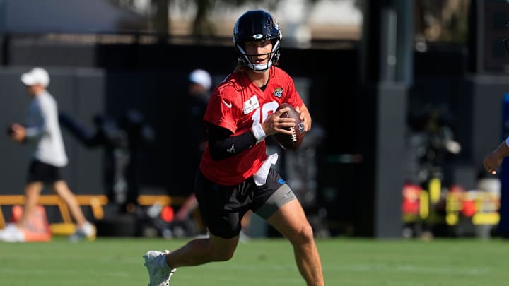 Jacksonville Jaguars quarterback Trevor Lawrence (16) looks to pass during the second mandatory minicamp at Miller Electric Center Wednesday, June 11, 2025 in Jacksonville, Fla.