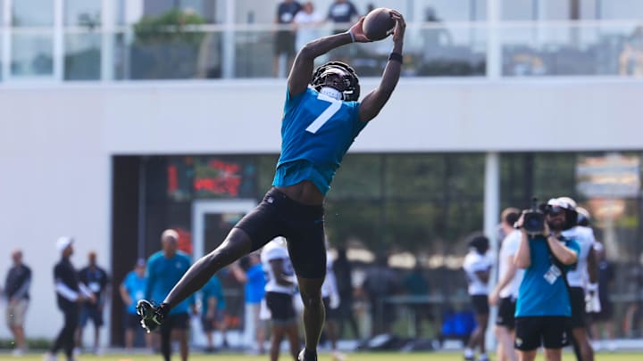 Jacksonville Jaguars wide receiver Brian Thomas Jr. (7) catches a pass during an NFL training camp session at the Miller Electric Center, Sunday, Aug. 3, 2025, in Jacksonville, Fla. [Corey Perrine/Florida Times-Union]