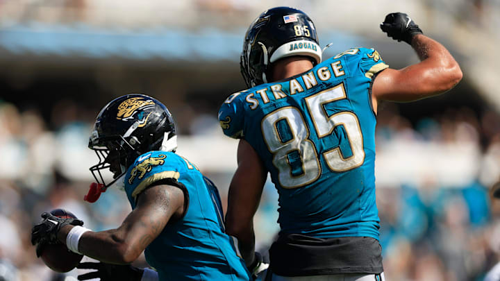 Jacksonville Jaguars running back Travis Etienne (1) celebrates his touchdown with teammate tight end Brenton Strange (85) during the fourth quarter of an NFL football matchup at EverBank Stadium, Sunday, Sept. 21, 2025, in Jacksonville, Fla. The Jaguars defeated the Texans 17-10. [Corey Perrine/Florida Times-Union]