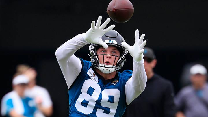 Jacksonville Jaguars tight end Tanner Koziol (89) catches a pass during rookie minicamp at the Miller Electric Center, Saturday, May 9, 2026 in Jacksonville, Fla. Today was the second of a three day camp concluding Sunday. Jacksonville Jaguars tight end Tanner Koziol (89) catches a pass during rookie minicamp at the Miller Electric Center, Saturday, May 9, 2026 in Jacksonville, Fla. Today was the second of a three day camp concluding Sunday.