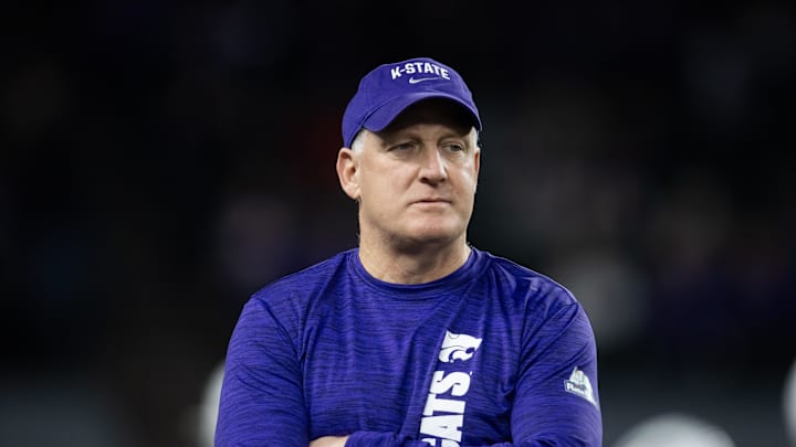Dec 26, 2024; Phoenix, AZ, USA; Kansas State Wildcats head coach Chris Klieman prior to the game against the Rutgers Scarlet Knights during the Rate Bowl at Chase Field. Mandatory Credit: Mark J. Rebilas-Imagn Images Dec 26, 2024; Phoenix, AZ, USA; Kansas State Wildcats head coach Chris Klieman prior to the game against the Rutgers Scarlet Knights during the Rate Bowl at Chase Field. Mandatory Credit: Mark J. Rebilas-Imagn Images