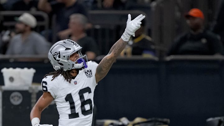 Dec 29, 2024; New Orleans, Louisiana, USA; Las Vegas Raiders wide receiver Jakobi Meyers (16) signals a first down against the New Orleans Saints at Caesars Superdome. Mandatory Credit: Matthew Hinton-Imagn Images Dec 29, 2024; New Orleans, Louisiana, USA; Las Vegas Raiders wide receiver Jakobi Meyers (16) signals a first down against the New Orleans Saints at Caesars Superdome. Mandatory Credit: Matthew Hinton-Imagn Images