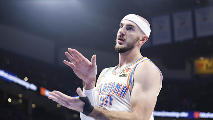 Alex Caruso during the Thunder's 109–99 win over the Trail Blazers on Nov. 20, 2024.