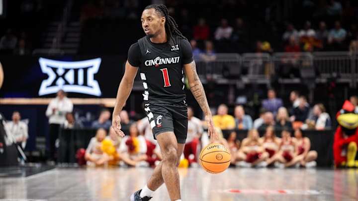 Cincinnati is favored on Thursday.