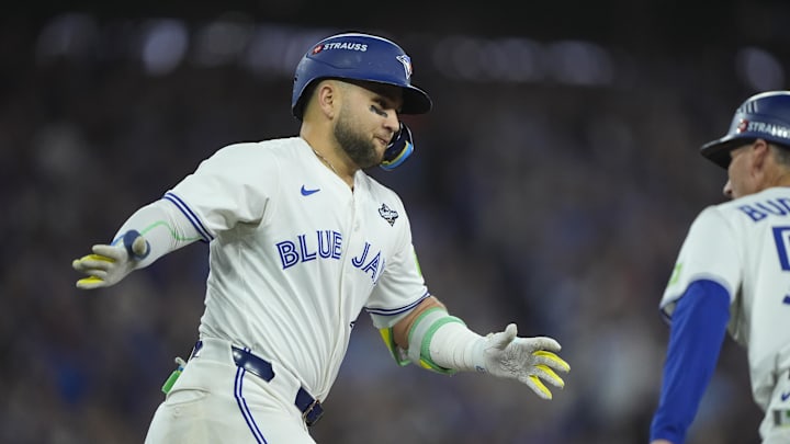 Former Blue Jays star slugger Bo Bichette is heading to the Mets.