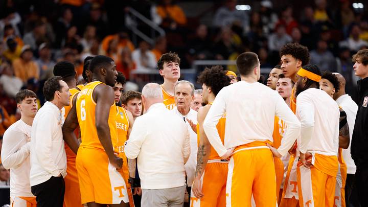 Mar 29, 2026; Chicago, IL, USA; Tennessee Volunteers gather around head coach Rick Barnes in the first half against the Michigan Wolverines during an Elite Eight game of the Midwest Regional of the men's 2026 NCAA Tournament at United Center. Mandatory Credit: Kamil Krzaczynski-Imagn Images
