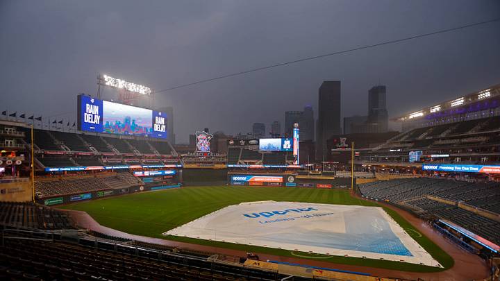 Sep 4, 2025; Minneapolis, Minnesota, USA; Rain falls at Target Field delaying the game between the Chicago White Sox and the Minnesota Twins. Mandatory Credit: Bruce Kluckhohn-Imagn Images Sep 4, 2025; Minneapolis, Minnesota, USA; Rain falls at Target Field delaying the game between the Chicago White Sox and the Minnesota Twins. Mandatory Credit: Bruce Kluckhohn-Imagn Images