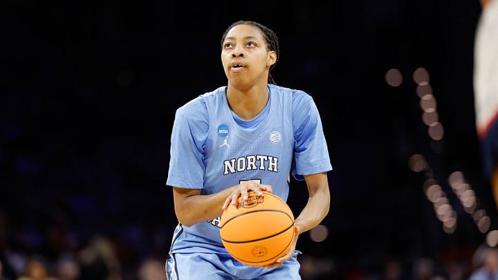 Mar 27, 2026; Fort Worth, TX, USA;  North Carolina Tar Heels guard Nyla Brooks (7) shoots a free throw against the UConn Huskies during the second half at Dickies Arena. Mandatory Credit: Chris Jones-Imagn Images