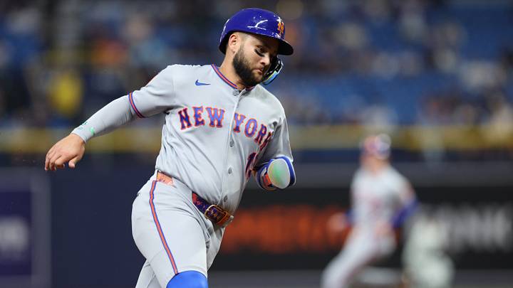 Sep 2, 2026; St. Petersburg, Florida, USA; New York Mets third baseman Bo Bichette (19) rounds third base on his way to scoring against the Tampa Bay Rays in the first inning at Tropicana Field. Mandatory Credit: Nathan Ray Seebeck-Imagn Images Sep 2, 2026; St. Petersburg, Florida, USA; New York Mets third baseman Bo Bichette (19) rounds third base on his way to scoring against the Tampa Bay Rays in the first inning at Tropicana Field. Mandatory Credit: Nathan Ray Seebeck-Imagn Images