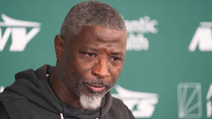 New York Jets head coach Aaron Glenn New York Jets head coach Aaron Glenn