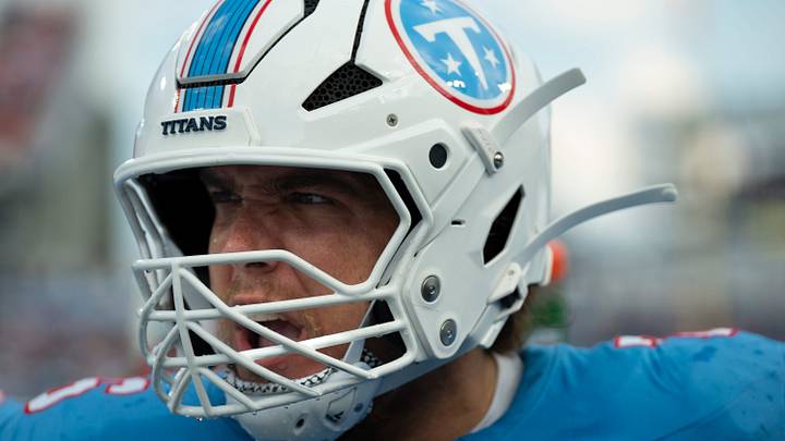 Tennessee offensive tackle Austin Deculus (76) pumps up his teammates before the Chicago preseason game at Nissan Stadium Saturday, Aug. 29, 2026.