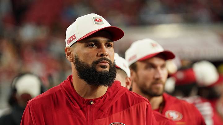 Santa Clara, California, USA; San Francisco 49ers wide receiver Mike Evans (5) watches from the sideline during a game against the Tennessee Titans in the fourth quarter at Levi's Stadium. Mandatory Credit: David Gonzales-Imagn Images Santa Clara, California, USA; San Francisco 49ers wide receiver Mike Evans (5) watches from the sideline during a game against the Tennessee Titans in the fourth quarter at Levi's Stadium. Mandatory Credit: David Gonzales-Imagn Images