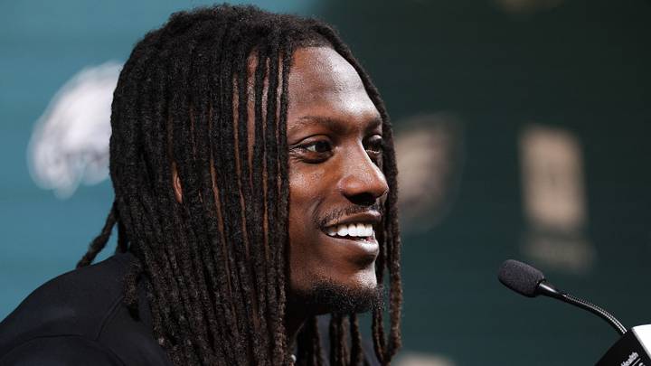 Philadelphia Eagles defensive back Riq Woolen Philadelphia Eagles defensive back Riq Woolen