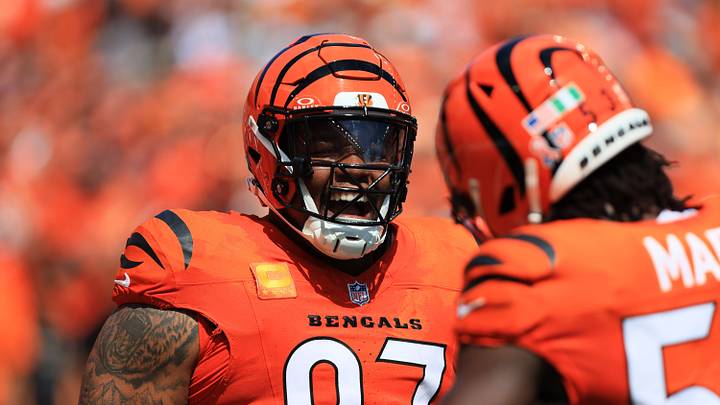Sep 13, 2026; Cincinnati, Ohio, USA; Cincinnati Bengals defensive tackle Dexter Lawrence II (97) reacts after recovering a fumble during the second quarter at Paycor Stadium. Mandatory Credit: Katie Stratman-Imagn Images Sep 13, 2026; Cincinnati, Ohio, USA; Cincinnati Bengals defensive tackle Dexter Lawrence II (97) reacts after recovering a fumble during the second quarter at Paycor Stadium. Mandatory Credit: Katie Stratman-Imagn Images