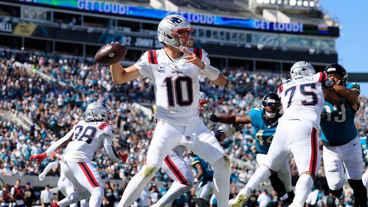 New England Patriots quarterback Drake Maye (10) passes the ball during the third quarter of an NFL football matchup at EverBank Stadium on Sunday, Sept. 27, 2026, in Jacksonville, Fla. The Jaguars defeated the Patriots 35-6. New England Patriots quarterback Drake Maye (10) passes the ball during the third quarter of an NFL football matchup at EverBank Stadium on Sunday, Sept. 27, 2026, in Jacksonville, Fla. The Jaguars defeated the Patriots 35-6.