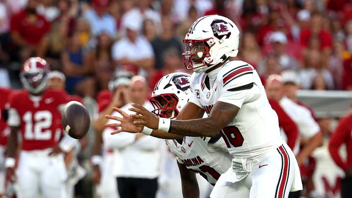 Sep 26, 2026; Tuscaloosa, Alabama, USA; South Carolina Gamecocks quarterback LaNorris Sellers (16) calls for the snap during the first quarter against the Alabama Crimson Tide at Saban Field at Bryant-Denny Stadium. Mandatory Credit: David Leong-Imagn Images Sep 26, 2026; Tuscaloosa, Alabama, USA; South Carolina Gamecocks quarterback LaNorris Sellers (16) calls for the snap during the first quarter against the Alabama Crimson Tide at Saban Field at Bryant-Denny Stadium. Mandatory Credit: David Leong-Imagn Images