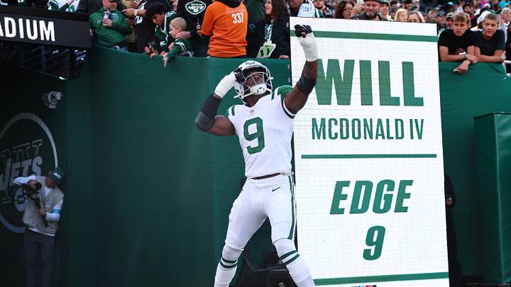 Oct 25, 2026; East Rutherford, New Jersey, USA;  New York Jets defensive end Will McDonald IV (9) reacts during player introductions before a game against the Miami Dolphins at MetLife Stadium.  Mandatory Credit: Vincent Carchietta-Imagn Images