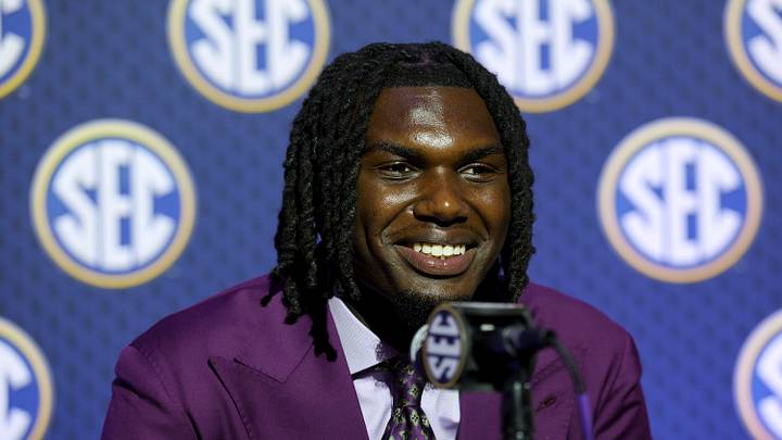 Jul 23, 2026; Tampa, FL, USA; LSU Tigers tight end Trey’dez Green (14) speaks to the press during SEC Football Kickoff Media Day at the Tampa Marriott. Mandatory Credit: Nathan Ray Seebeck-Imagn Images Jul 23, 2026; Tampa, FL, USA; LSU Tigers tight end Trey’dez Green (14) speaks to the press during SEC Football Kickoff Media Day at the Tampa Marriott. Mandatory Credit: Nathan Ray Seebeck-Imagn Images