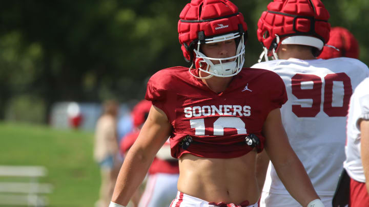Oklahoma tight end Bauer Sharp Oklahoma tight end Bauer Sharp
